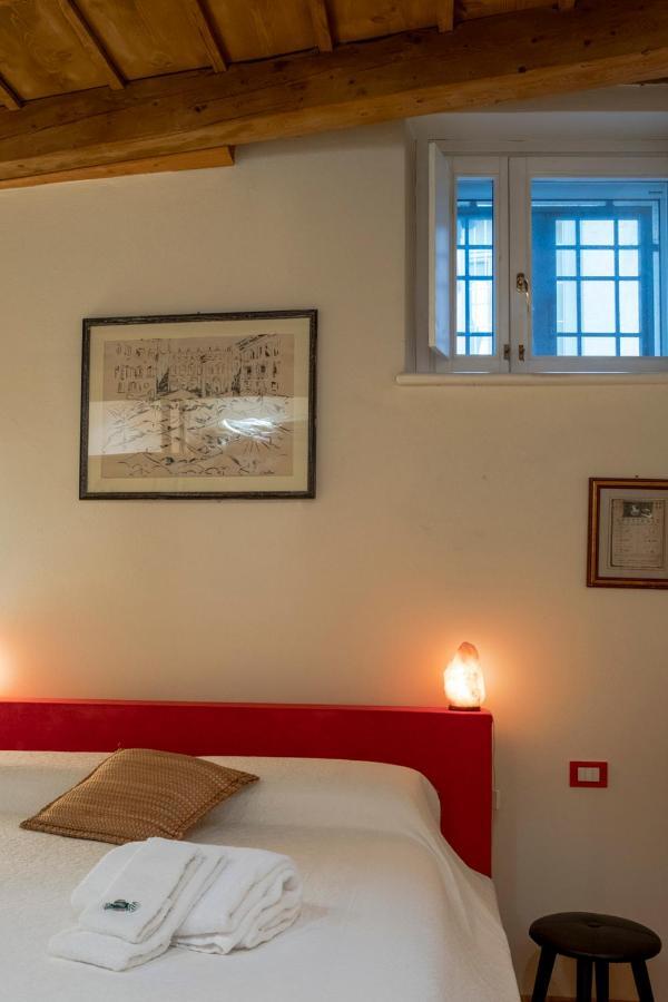 Ai Cinque Archi Apartment เวโรนา ภายนอก รูปภาพ