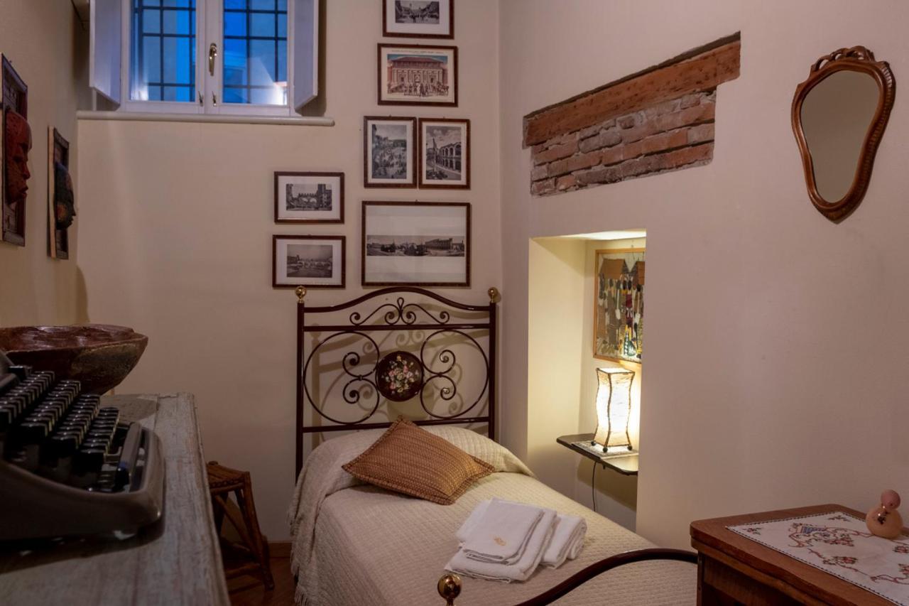 Ai Cinque Archi Apartment เวโรนา ภายนอก รูปภาพ